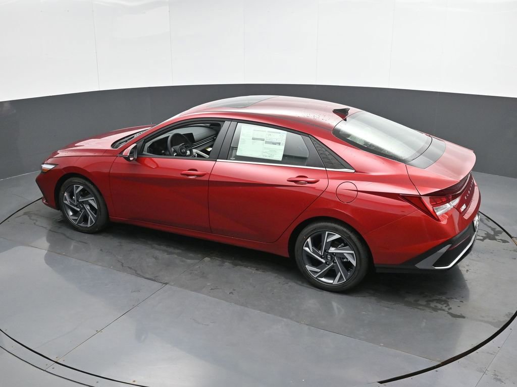 New 2025 Hyundai Elantra Limited image 44