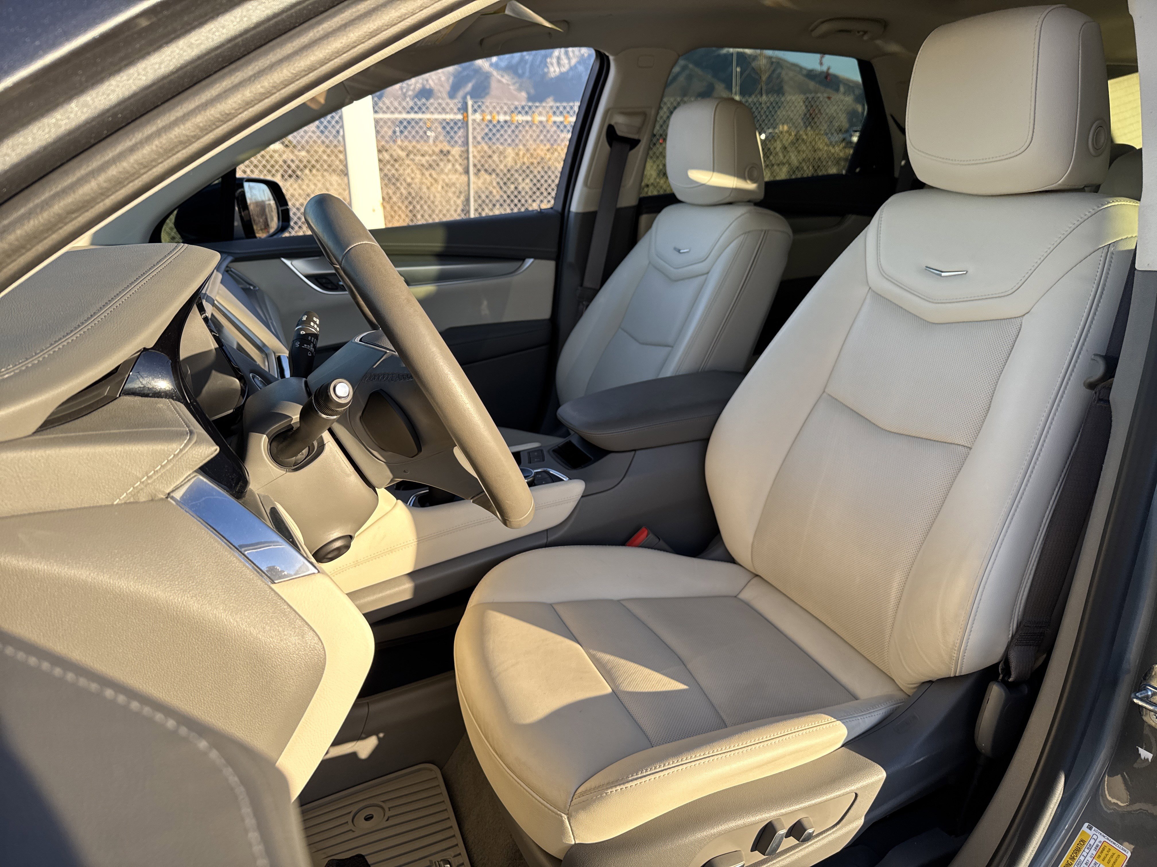 Used 2021 Cadillac XT5 Premium Luxury image 18