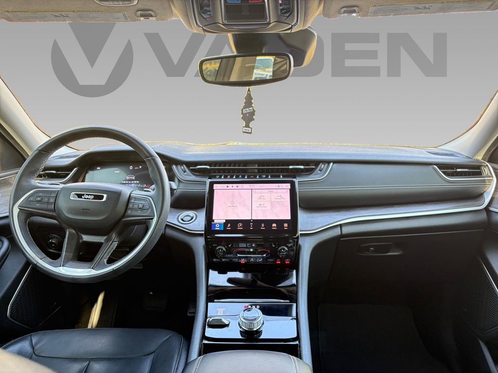 Used 2022 Jeep Grand Cherokee L Limited image 3