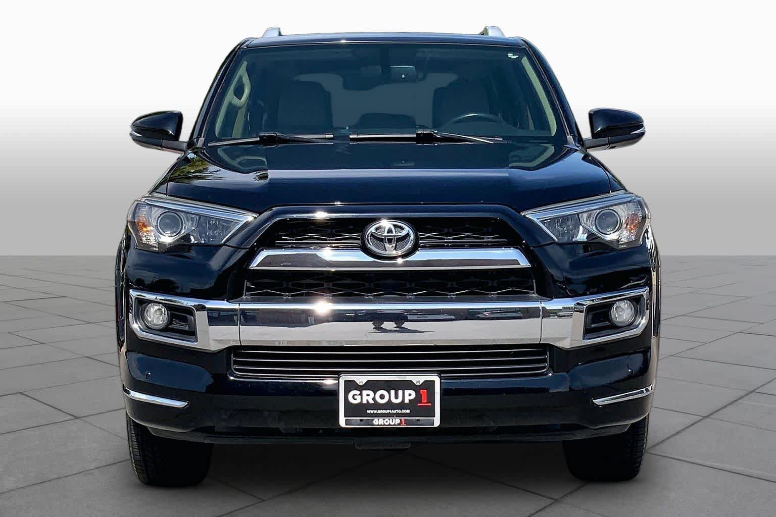 Used 2018 Toyota 4Runner Limited AWD/4WD image 4