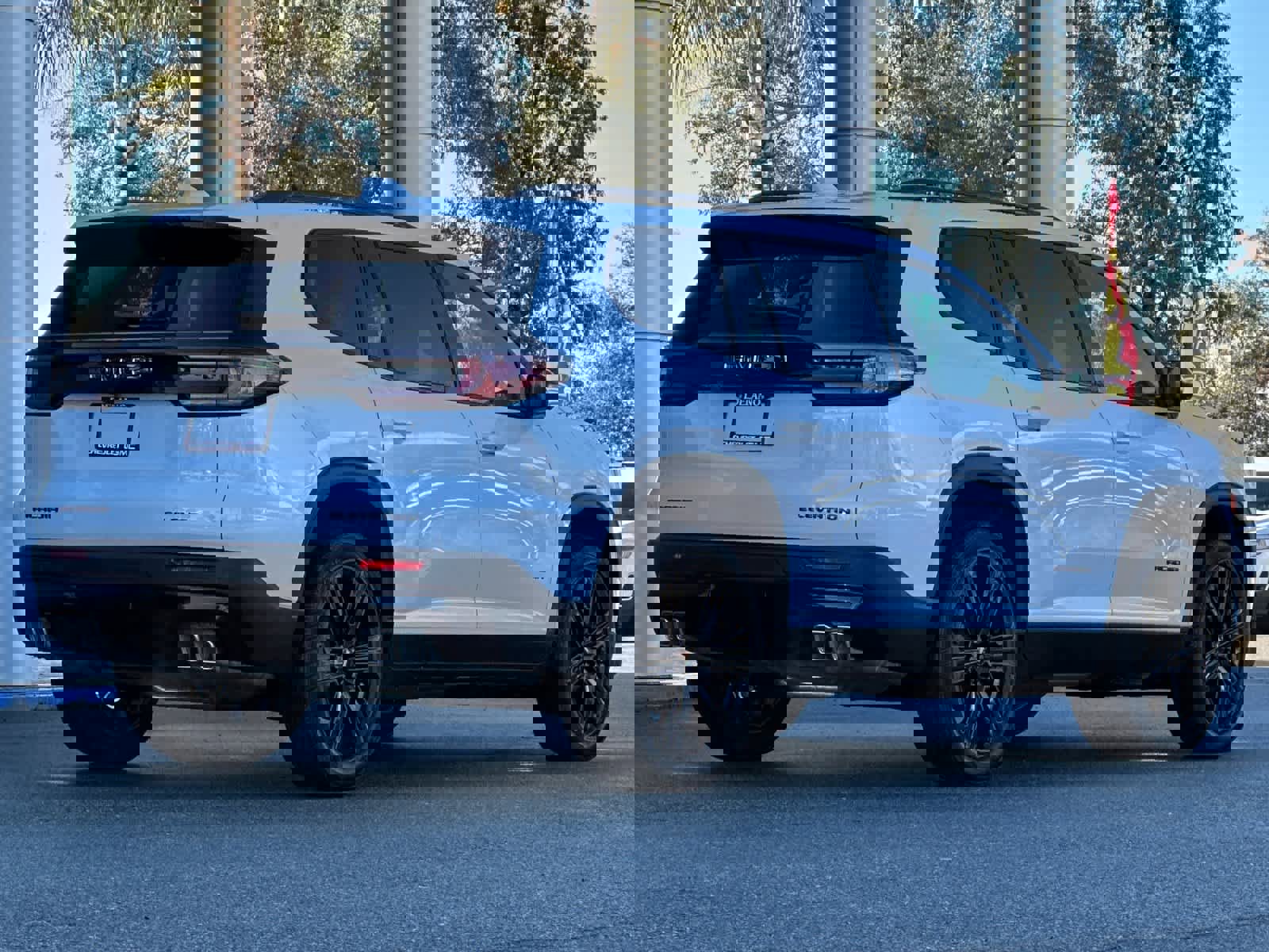 New 2026 GMC Acadia Elevation image 5