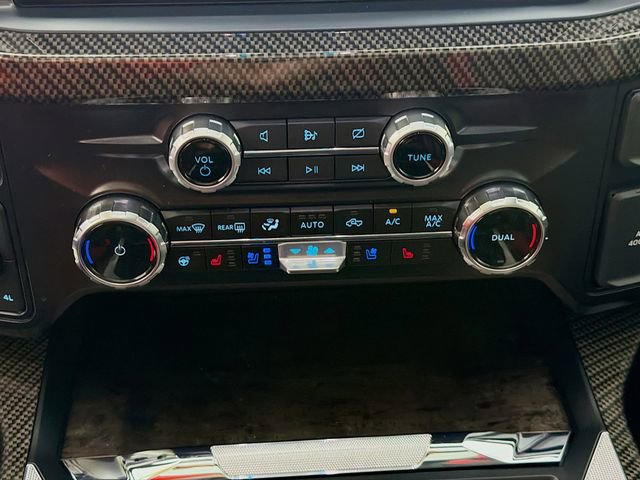 Used 2024 Ford F250 Lariat w/ Lariat Ultimate Package AWD/4WD image 19