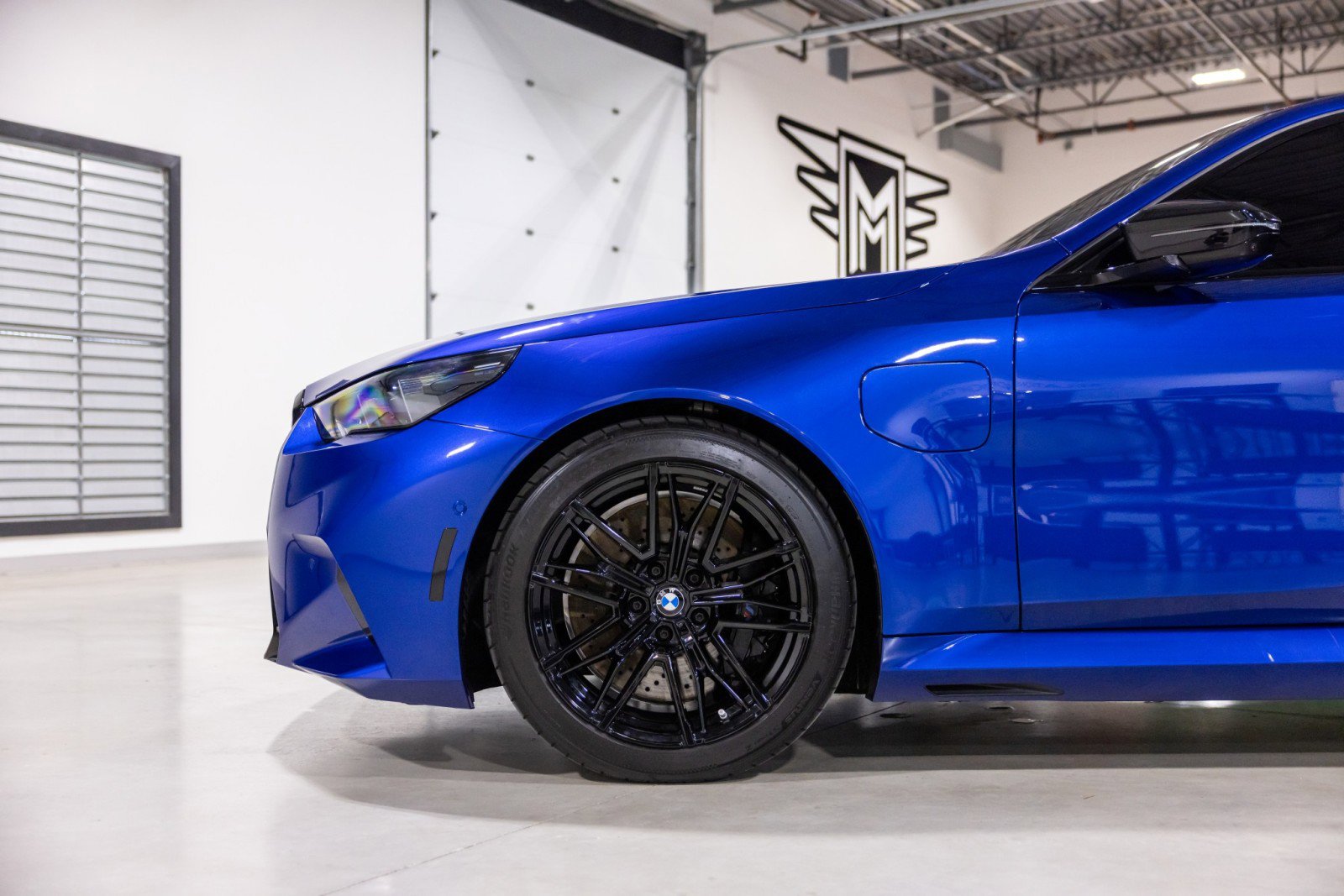 Used 2025 BMW M5 w/ Executive Package image 18