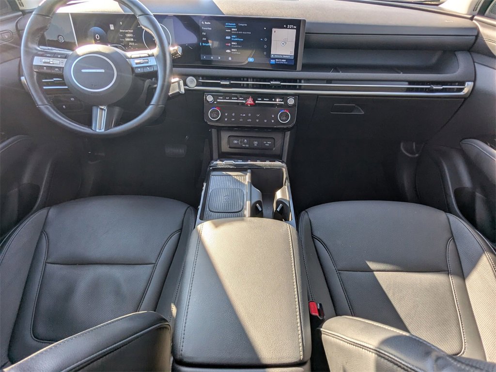 Certified 2025 Hyundai Tucson Limited image 17