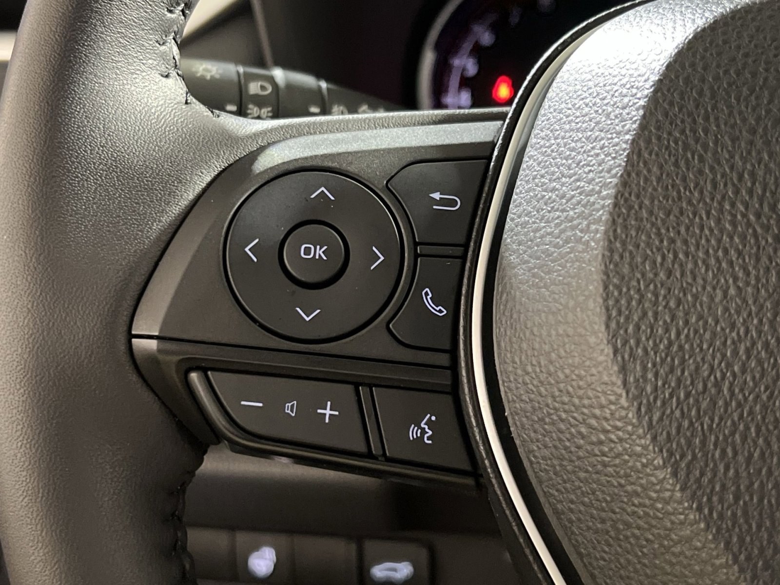 Used 2024 Toyota RAV4 XLE Premium w/ Weather Package image 30