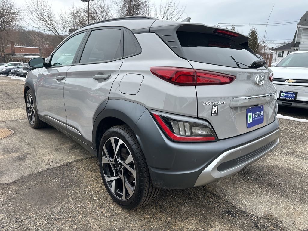 Used 2023 Hyundai Kona Limited image 3