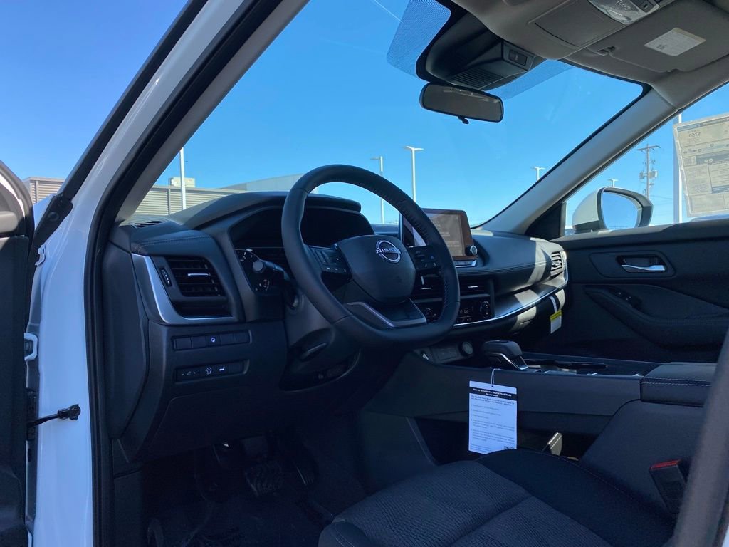 New 2026 Nissan Rogue SV image 10