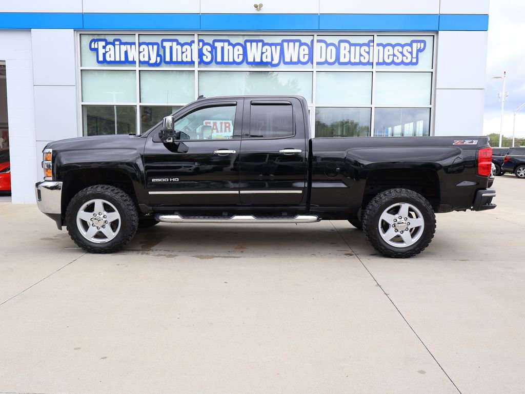 Used 2015 Chevrolet Silverado 2500 LTZ w/ LTZ Plus Package AWD/4WD image 7