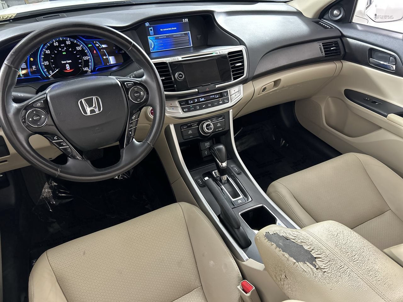 Used 2015 Honda Accord Touring image 24