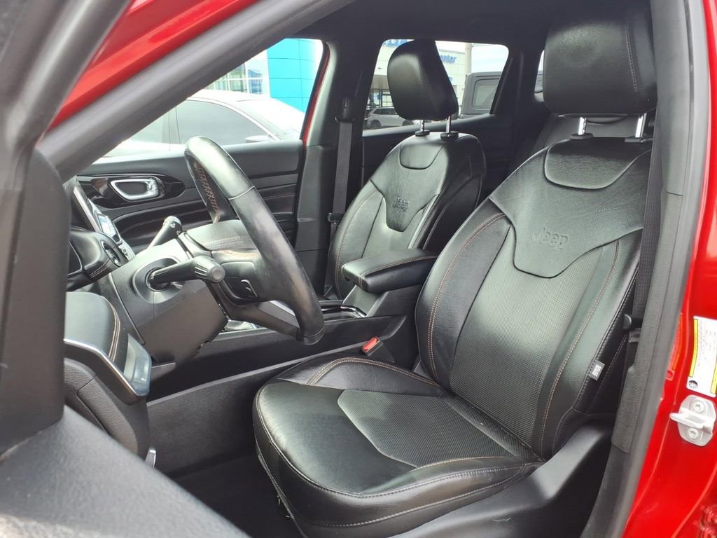 Used 2022 Jeep Compass Limited image 4