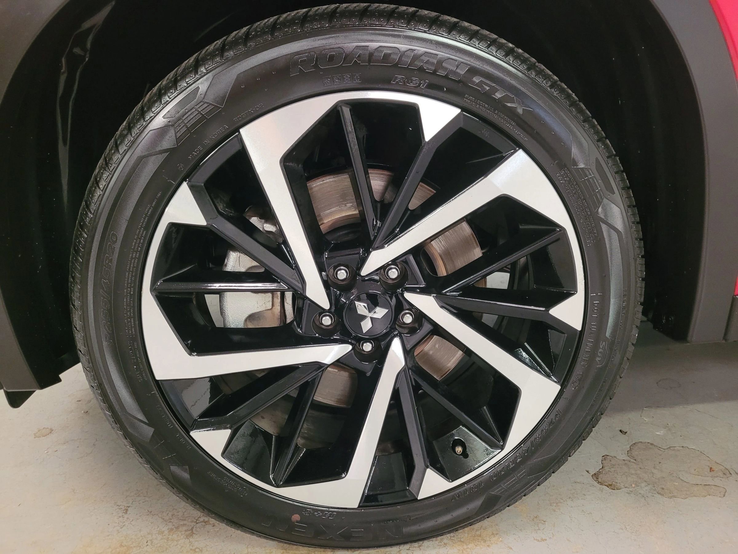 Used 2024 Mitsubishi Outlander SE Black Edition image 13