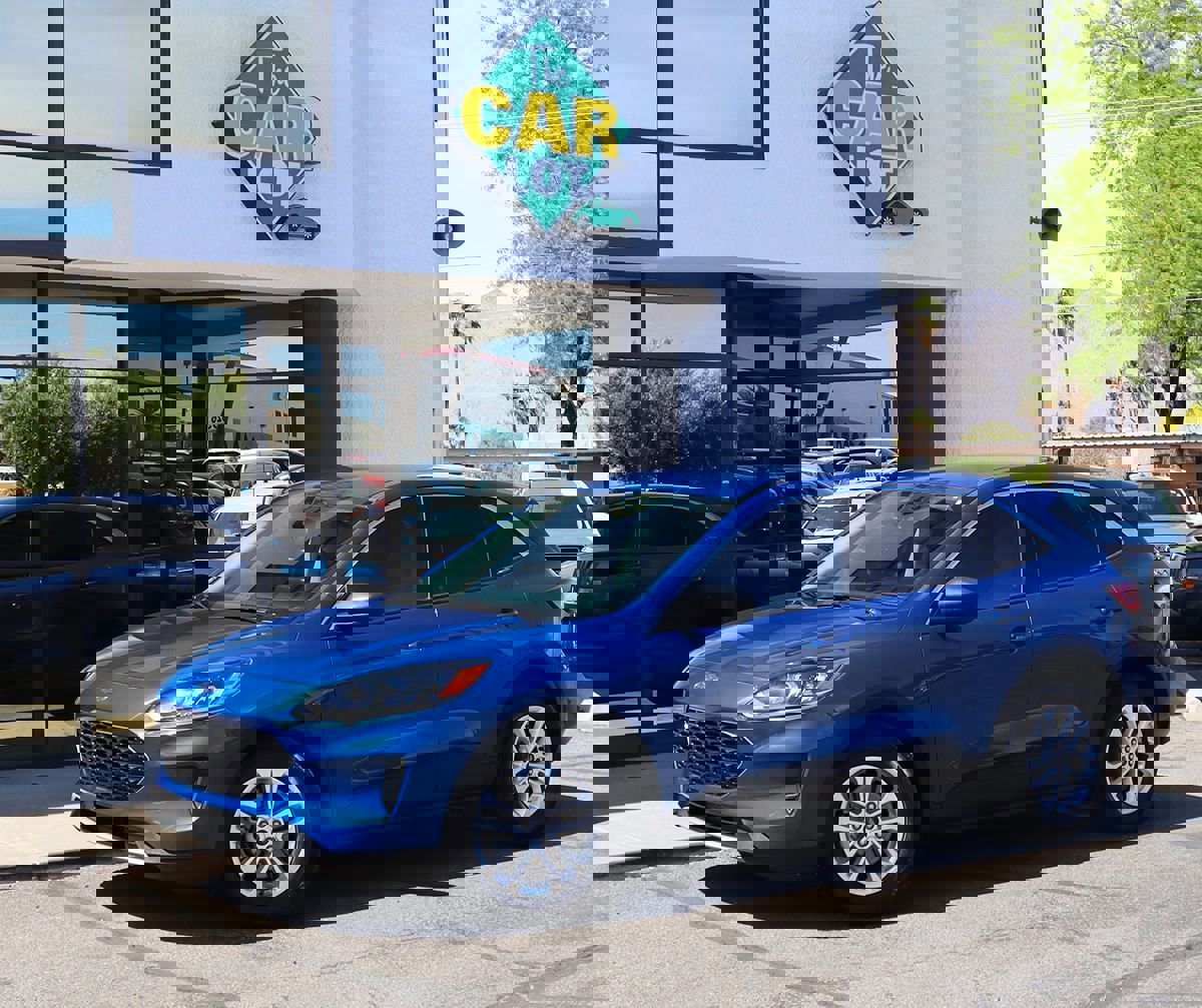 Used 2022 Ford Escape SE image 3