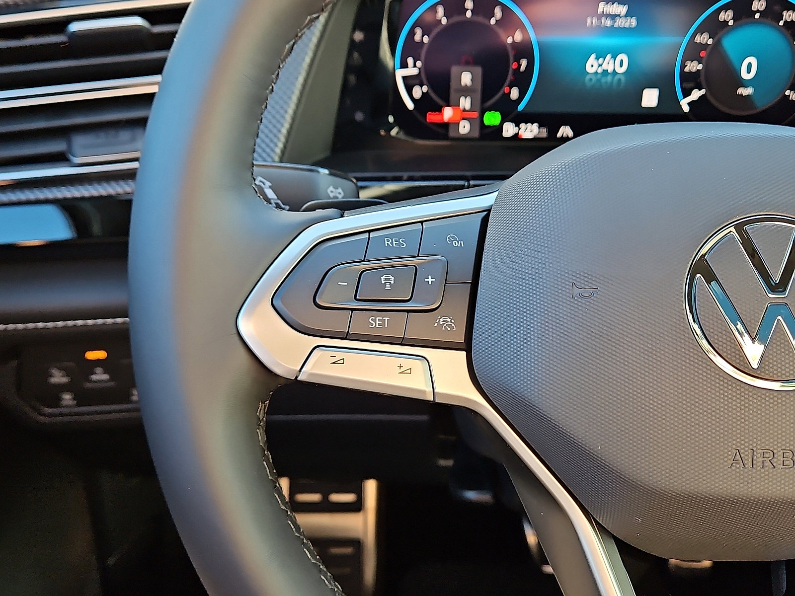 New 2026 Volkswagen Atlas Cross Sport SEL Premium R-Line image 18