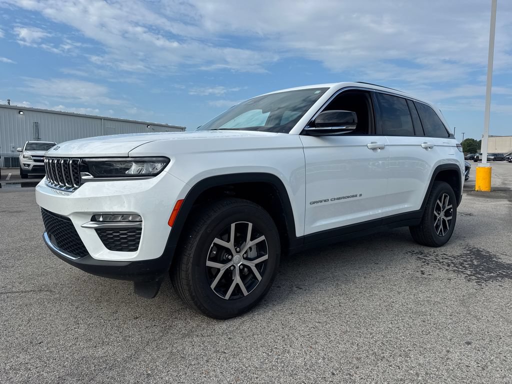 Used 2025 Jeep Grand Cherokee Limited AWD/4WD video 2