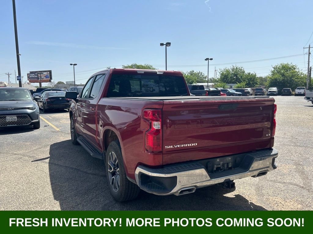 Used 2021 Chevrolet Silverado 1500 LT w/ Z71 Off-Road Package AWD/4WD image 4