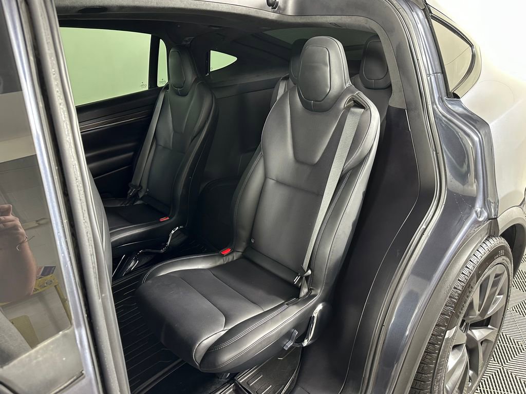 Used 2023 Tesla Model X image 21