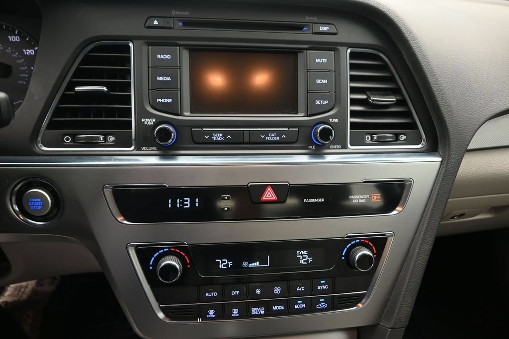 Used 2016 Hyundai Sonata SE FWD image 14