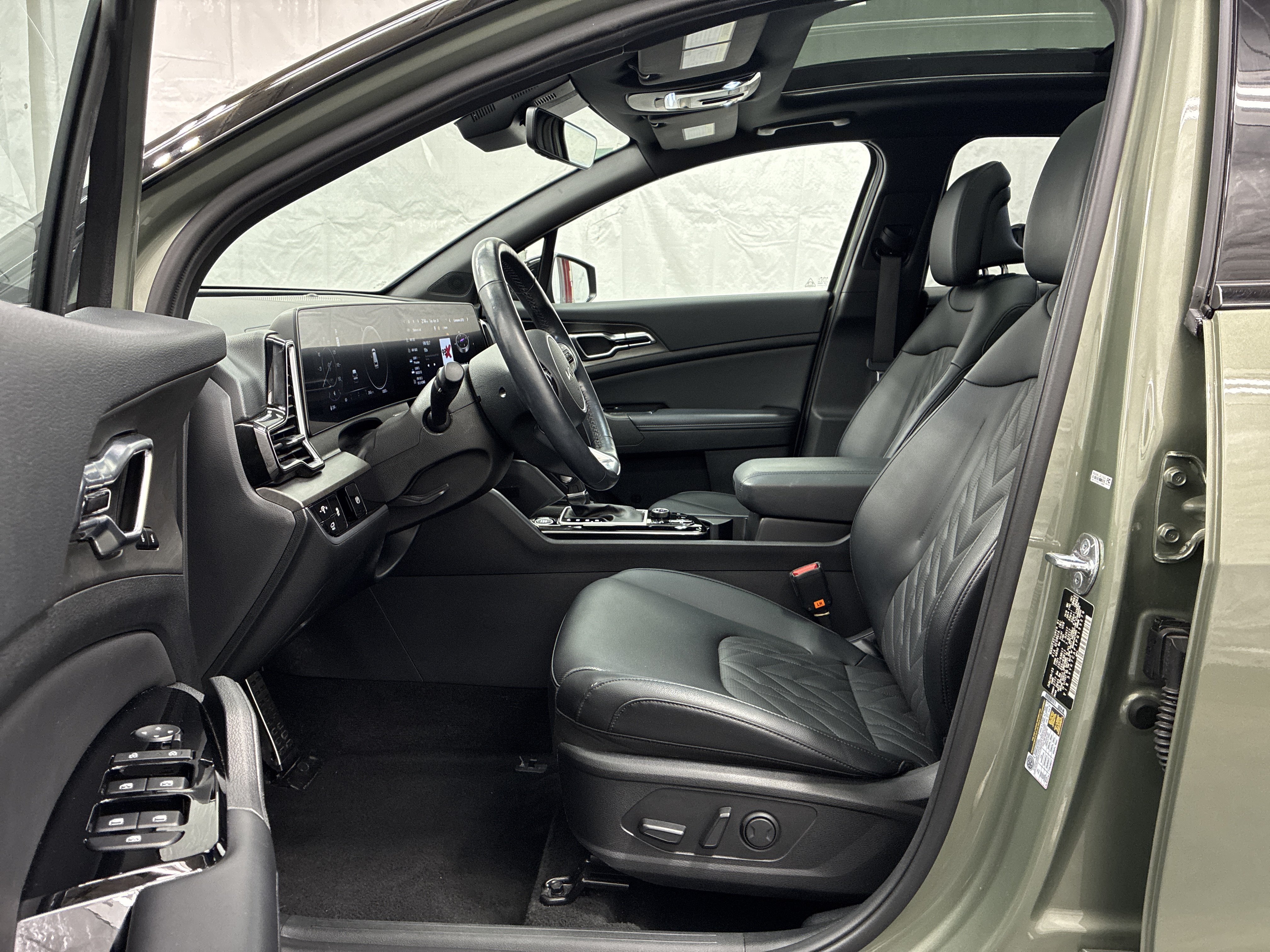 Certified 2023 Kia Sportage X-Pro AWD/4WD image 12
