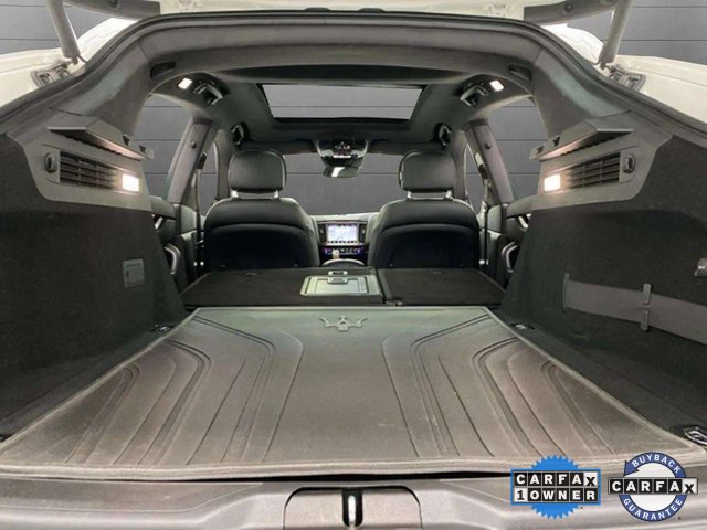 Used 2021 Maserati Levante image 11