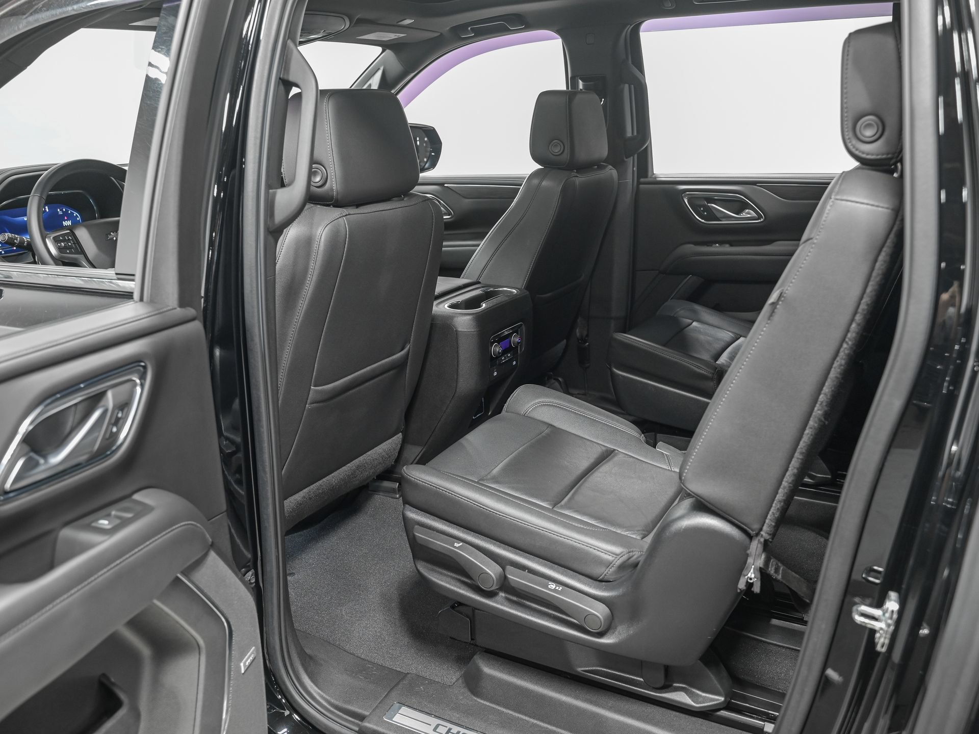 Used 2022 Chevrolet Suburban Z71 AWD/4WD image 27