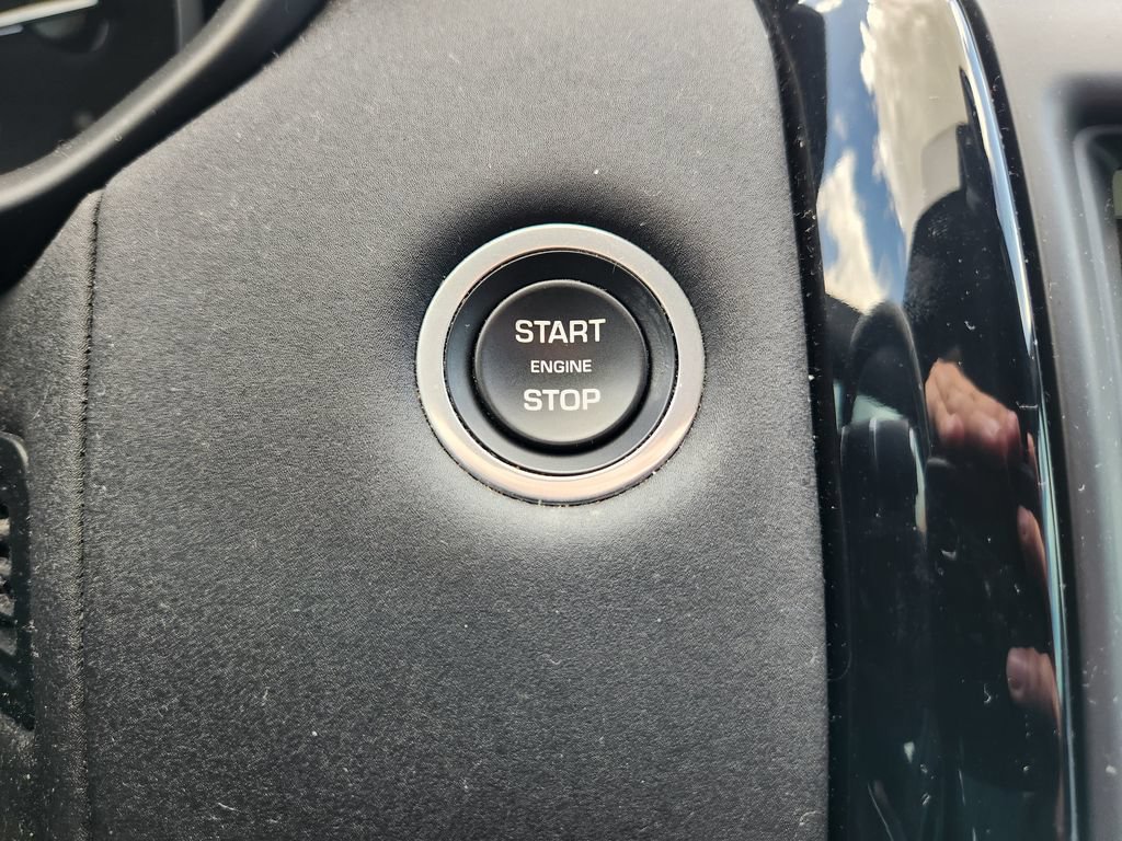 Used 2020 Land Rover Discovery SE AWD/4WD image 20