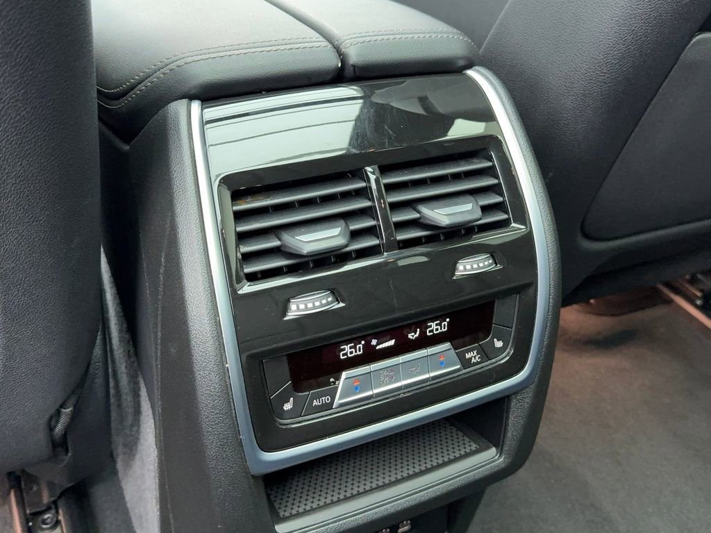 Used 2024 BMW X5 sDrive40i RWD image 44