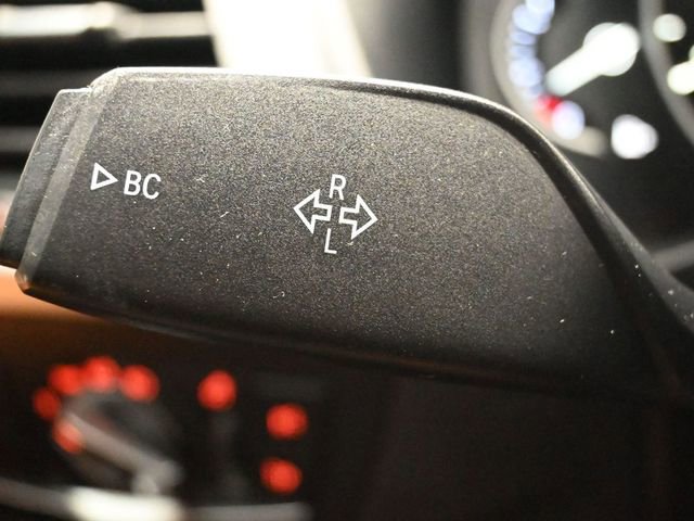 Used 2019 BMW X3 sDrive30i w/ Convenience Package RWD image 25