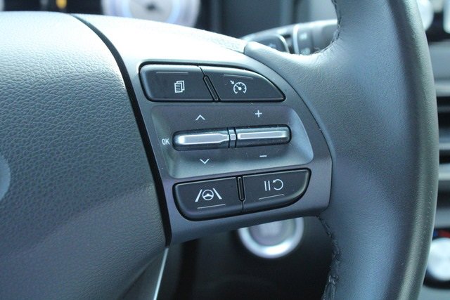 Used 2023 Hyundai Kona SEL w/ Cargo Package image 32