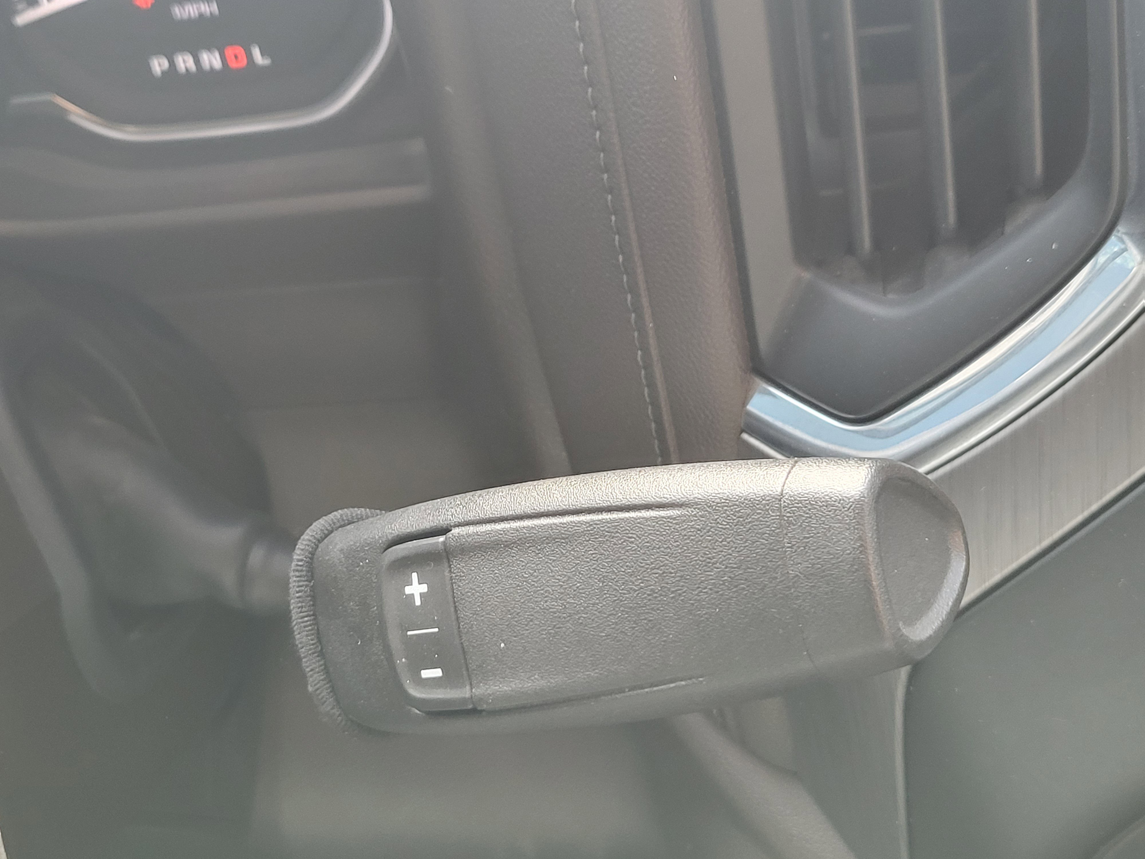 Used 2020 GMC Sierra 2500 Denali w/ Technology Package image 20