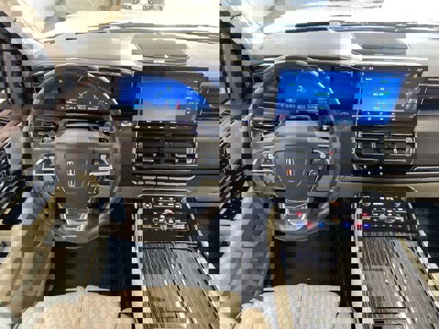 Used 2024 Lincoln Navigator Black Label image 13