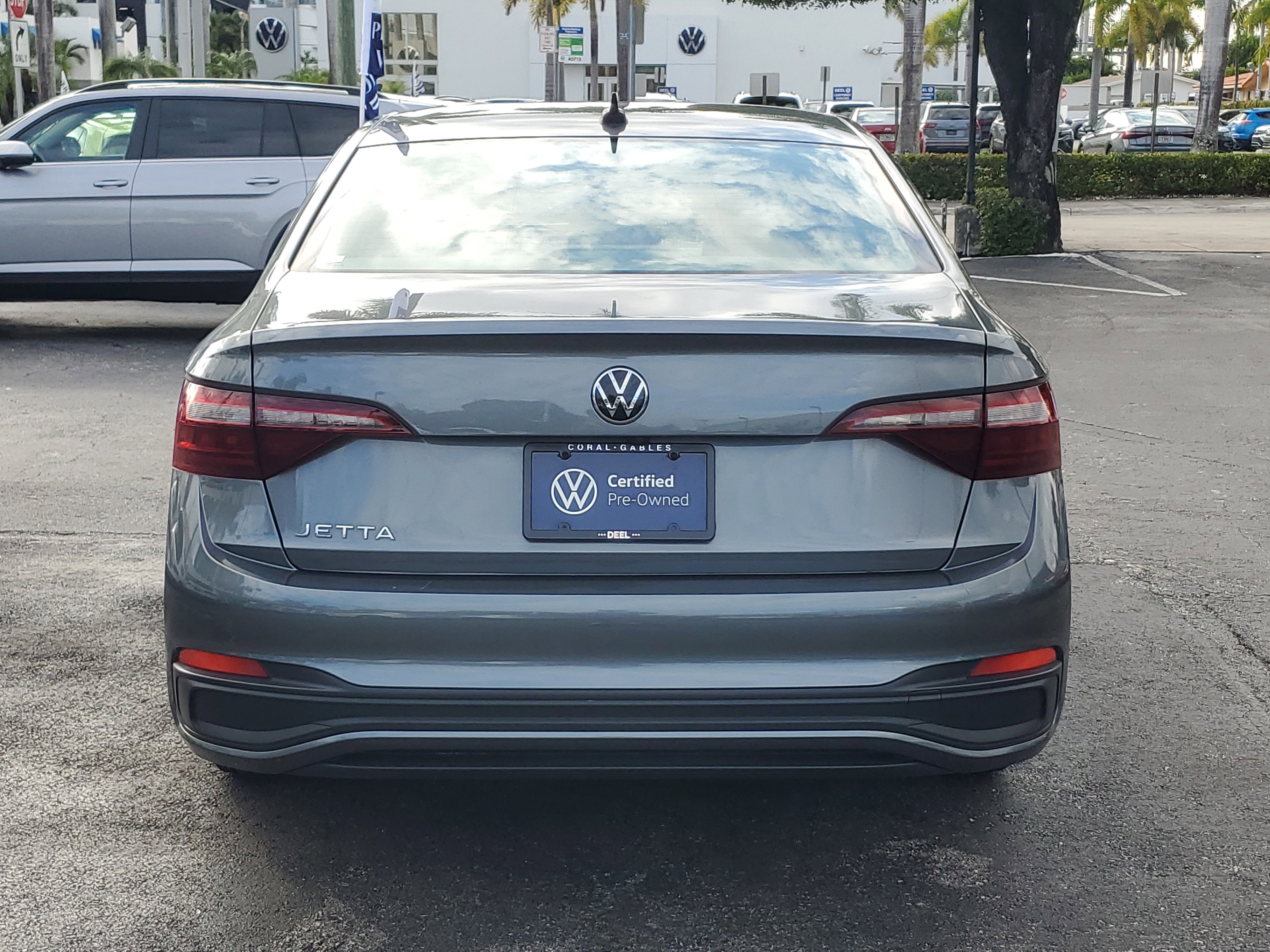 Certified 2023 Volkswagen Jetta S image 4