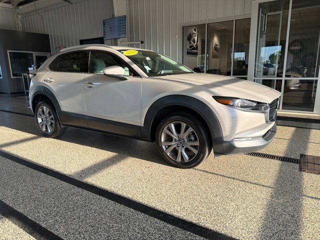 Used 2022 MAZDA CX-30 AWD 2.5 S w/ Premium Package image 2