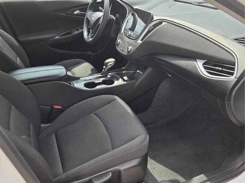 Used 2023 Chevrolet Malibu LT FWD image 17
