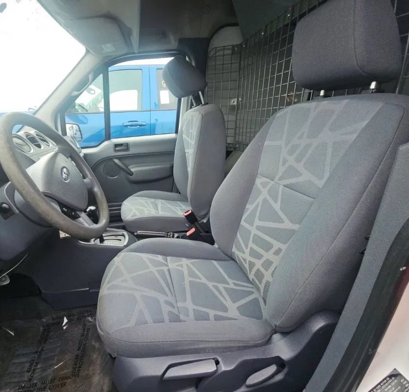 Used 2012 Ford Transit Connect XLT image 3