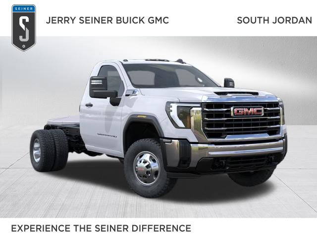 New 2026 GMC Sierra 3500 Pro w/ Convenience Package
