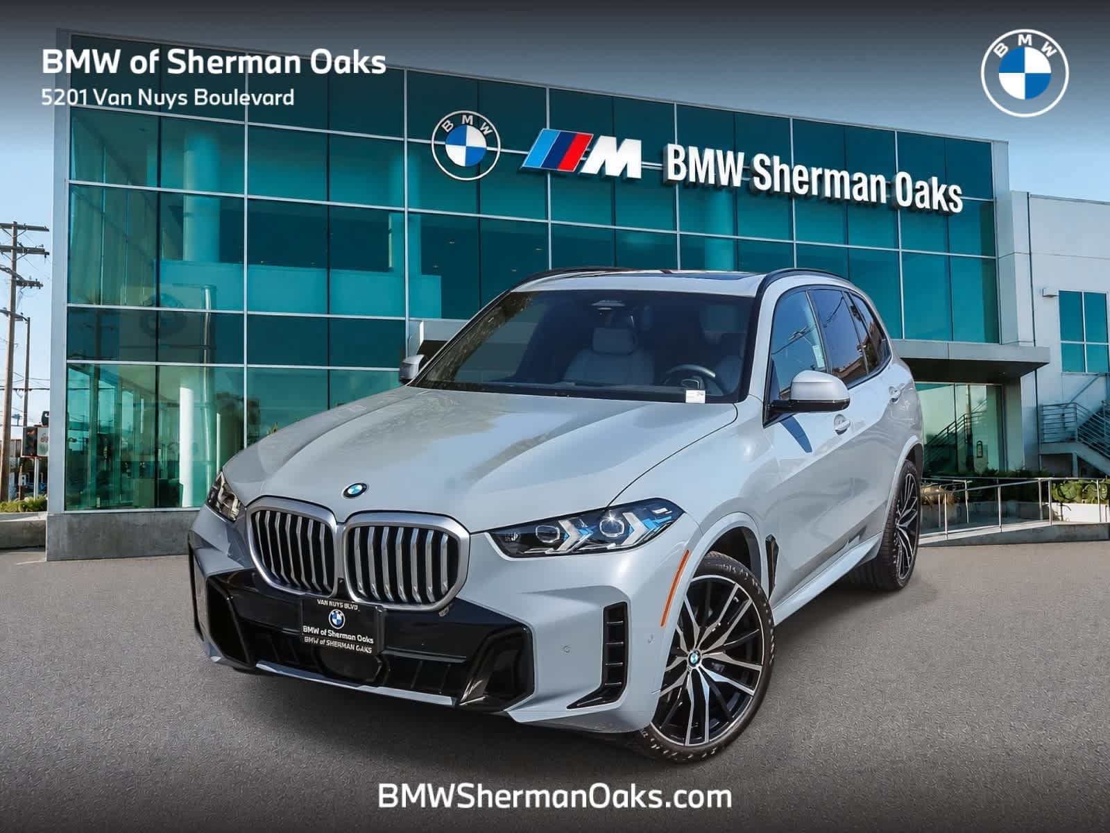 Used 2025 BMW X5 sDrive40i w/ M Sport Package RWD video 1