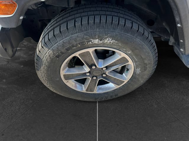 Used 2022 Jeep Wrangler Unlimited Sahara AWD/4WD image 9