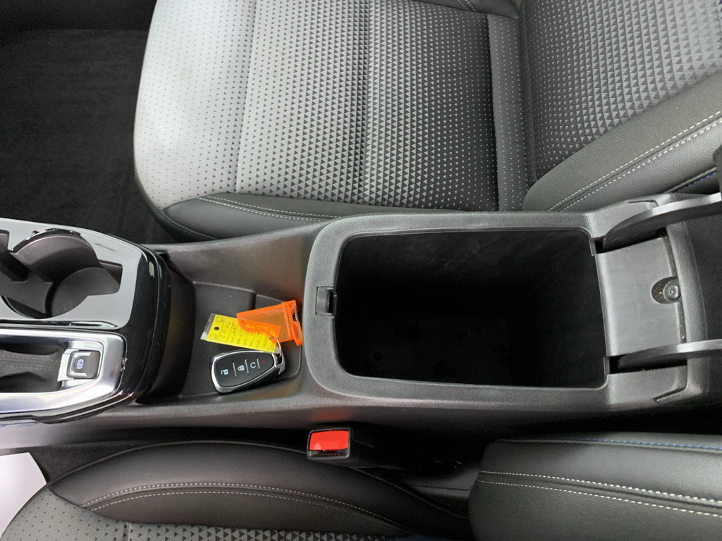 Used 2025 Chevrolet Trax LT FWD image 28