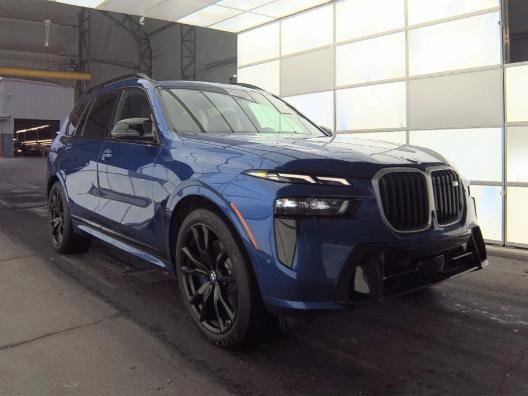 Used 2025 BMW X7 M60i w/ Executive Package image 2