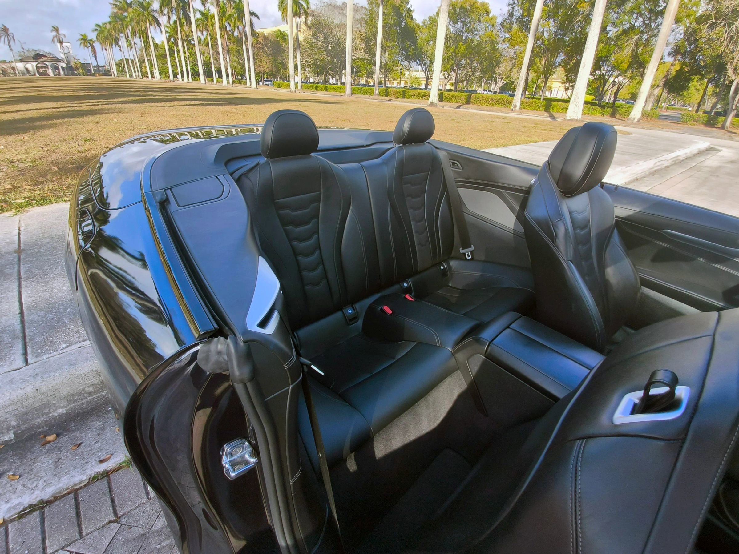 Used 2021 BMW 840i xDrive Convertible w/ M Sport Package image 9