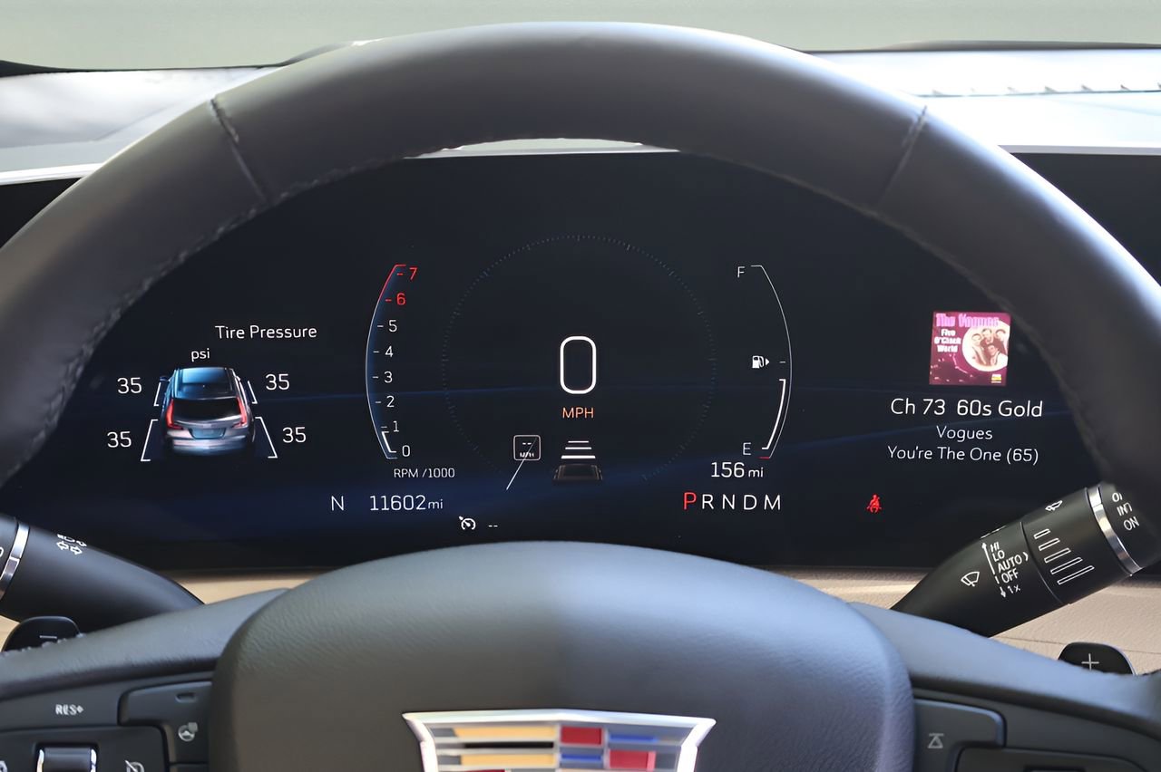 Certified 2024 Cadillac XT4 Premium Luxury image 21