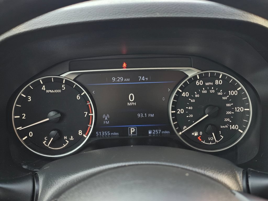 Used 2024 Nissan Altima 2.5 SV FWD image 24