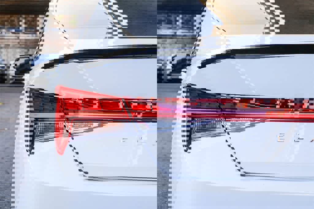 Used 2023 Hyundai Elantra N Line image 9