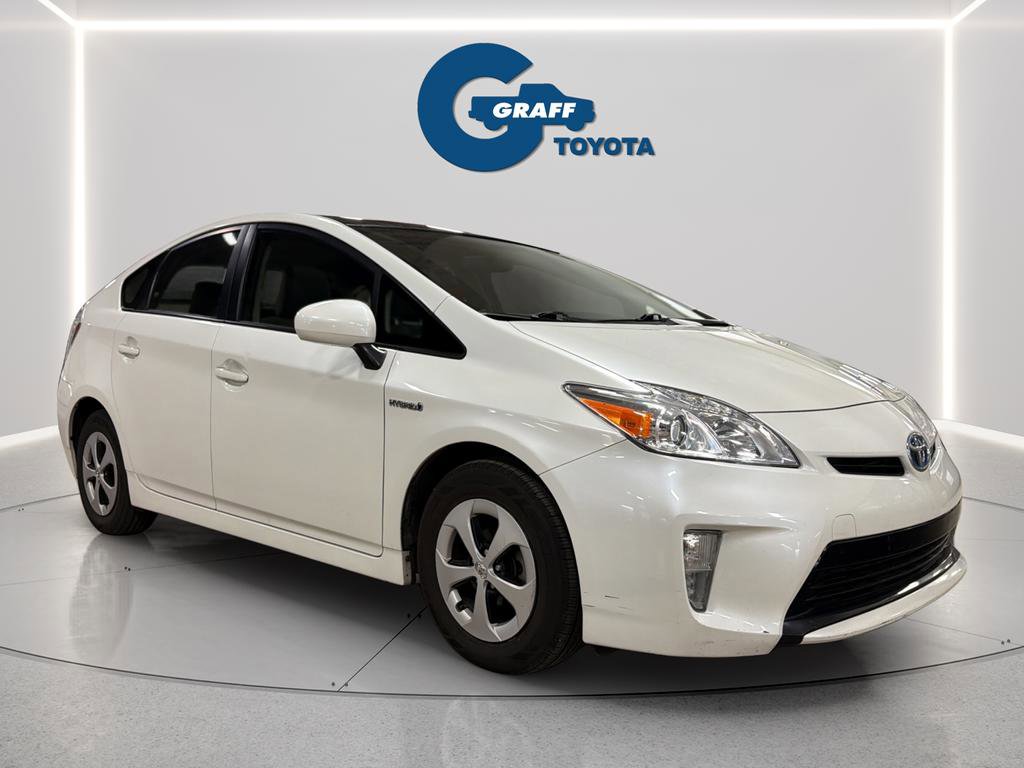 Used 2015 Toyota Prius Three w/ Solar Roof Package FWD image 5