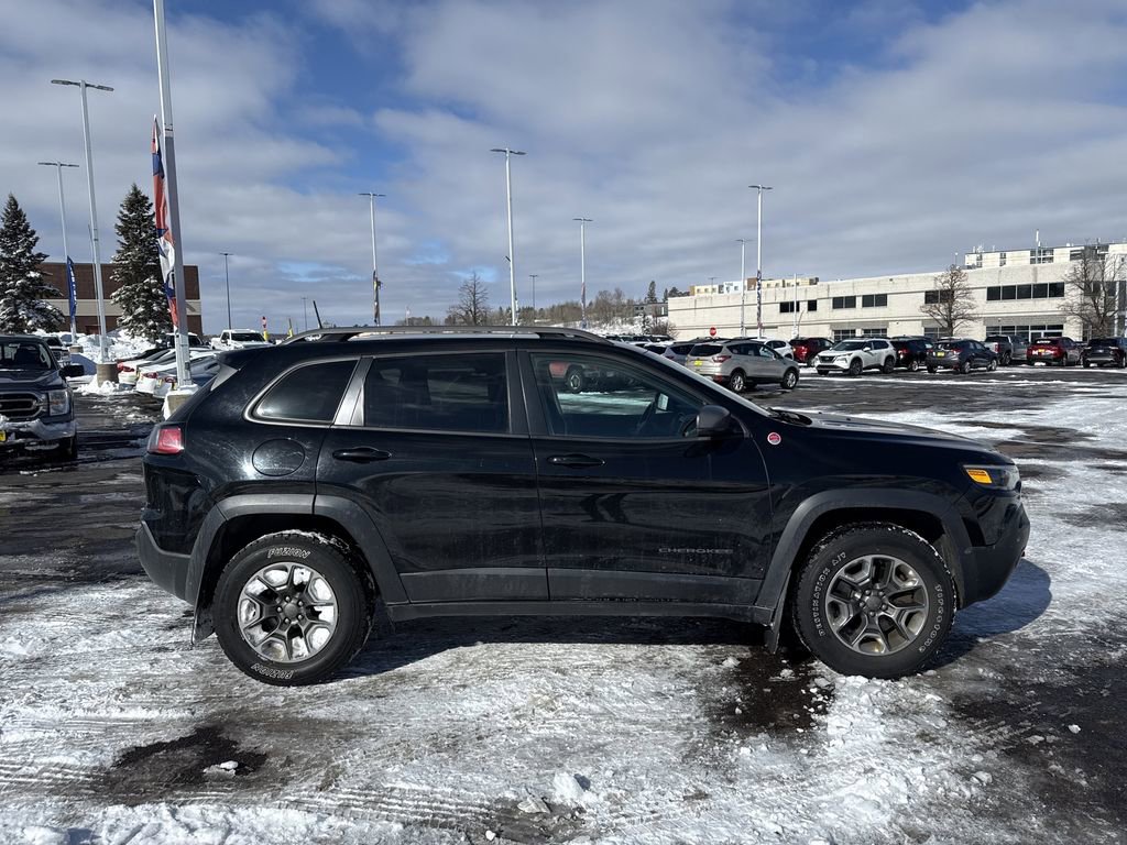 Used 2019 Jeep Cherokee Trailhawk w/ Comfort & Convenience Group image 5