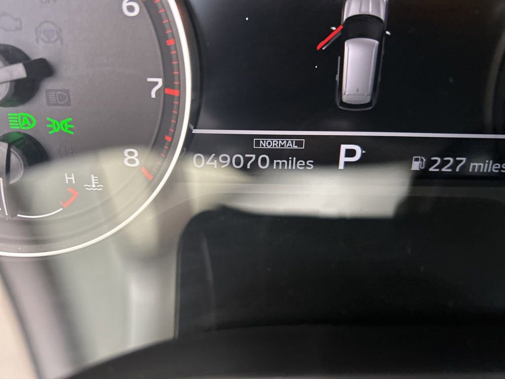 Used 2024 Mitsubishi Outlander AWD image 52