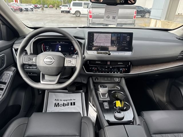 New 2026 Nissan Rogue Platinum image 17
