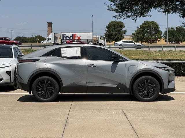 New 2026 Toyota C-HR AWD/4WD image 3