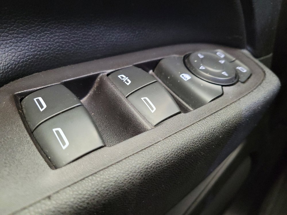 Used 2020 Chevrolet Equinox LT image 27