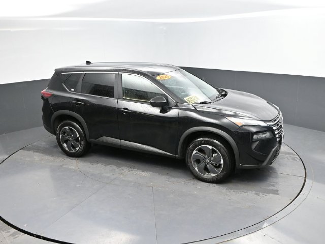 Used 2025 Nissan Rogue SV AWD/4WD image 34